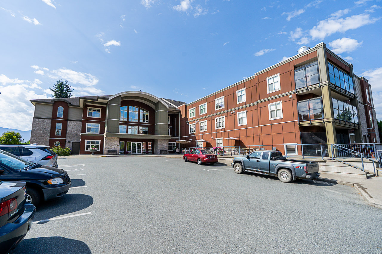 45450 Menholm Road Chilliwack-2 Valleyhaven, Chilliwack - exterior